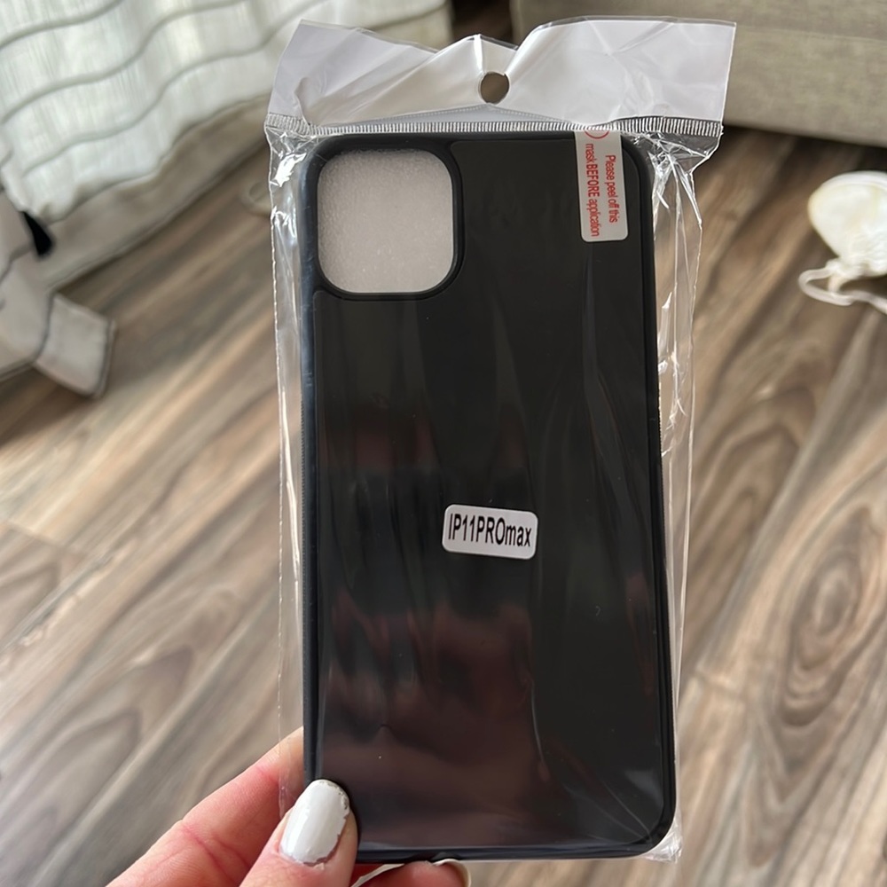 iPhone 11 Pro Max quake case